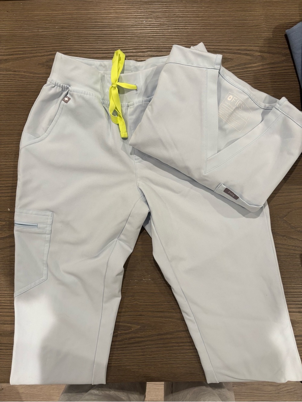 FIGS Open Skies Scrub Set Catarina XS + Zamora XXS Tall